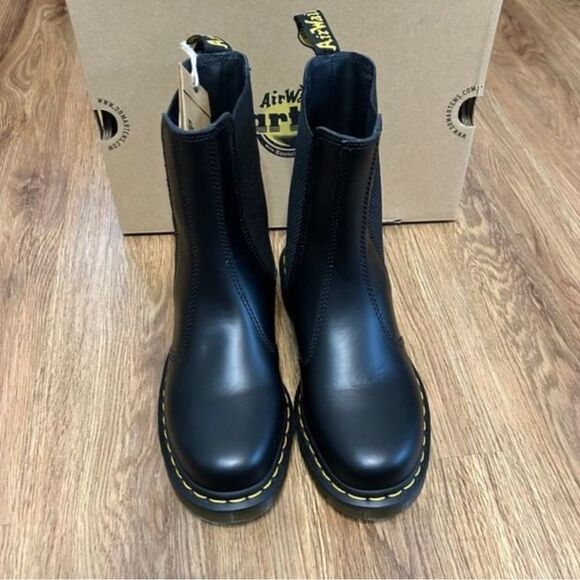 DR MARTENS 2976 black leather Chelsea bootswomen’s 9 new without box. - Picture 3 of 8